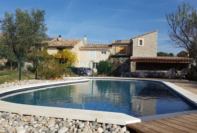 Les Bories – Quiet duplex house with pool in Drome Provençale à Taulignan - 1